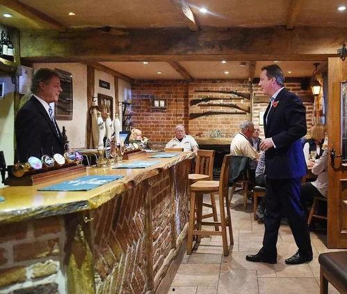 苏州酒吧网红吃瓜,揭秘网红吃瓜背后的故事