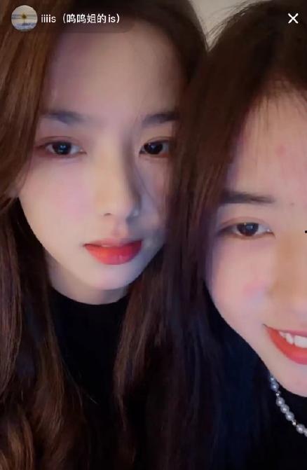 网红里的吃瓜女博主,揭秘娱乐圈幕后真相